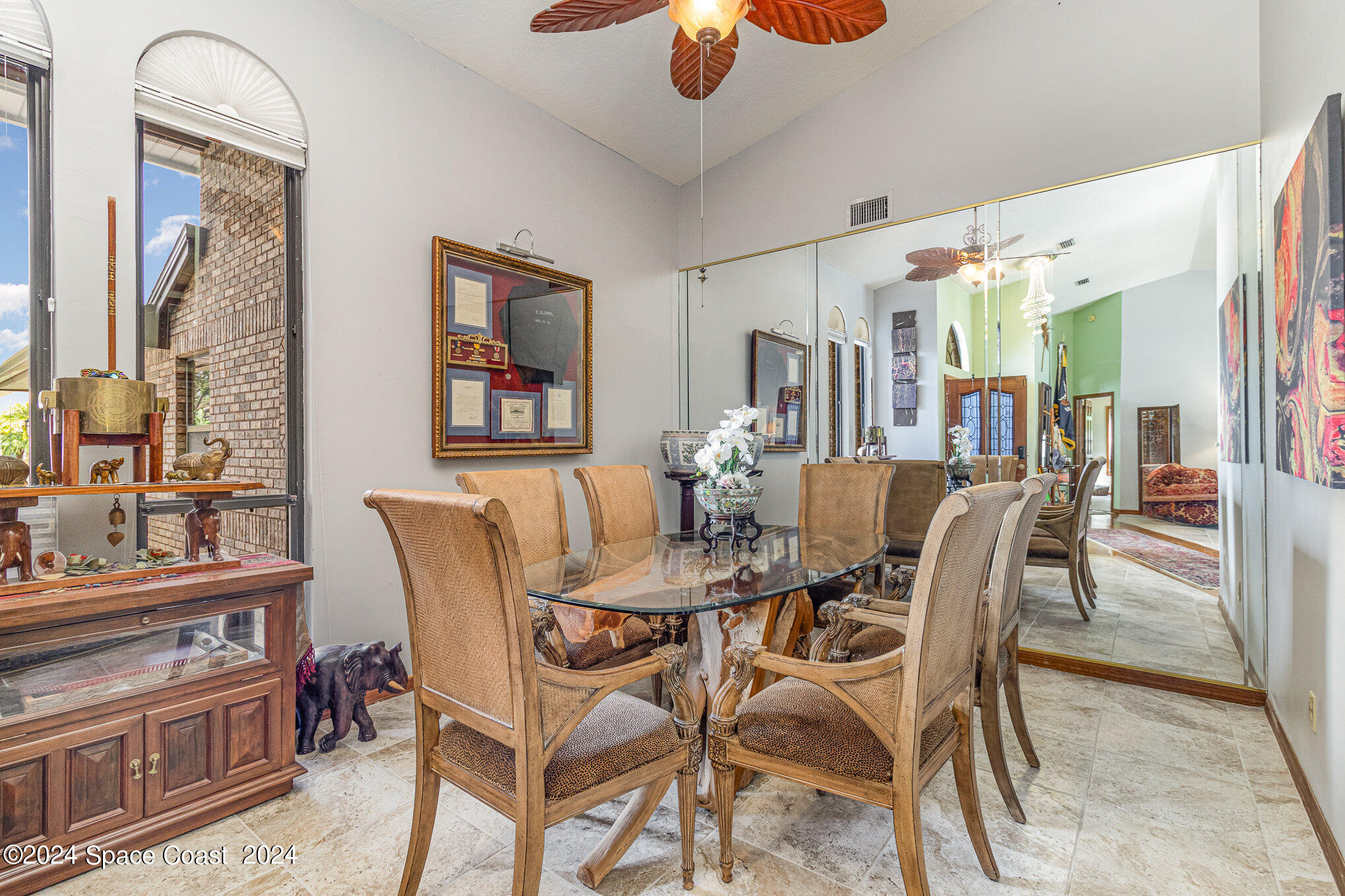 1042 Spanish Wells Drive