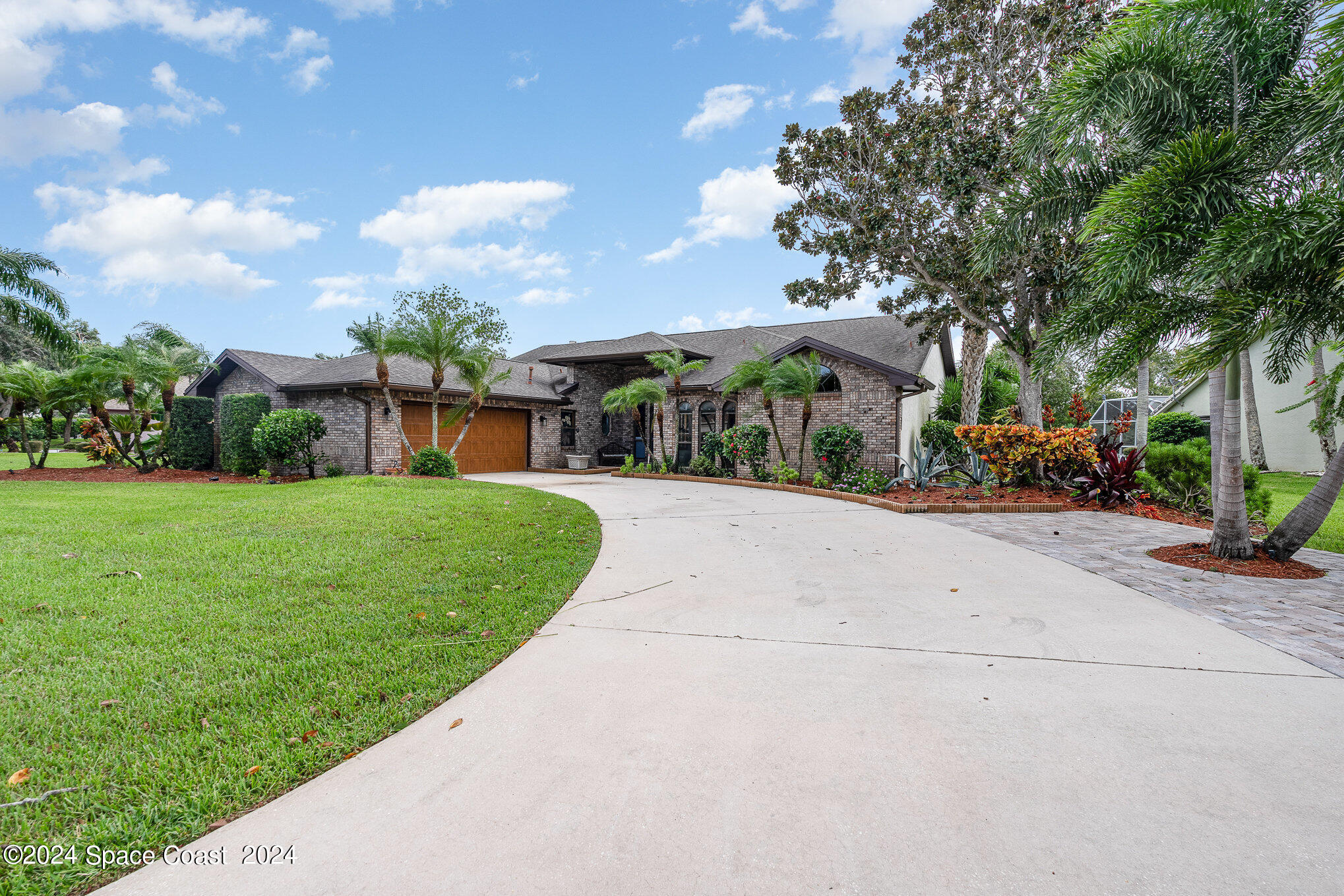 1042 Spanish Wells Drive