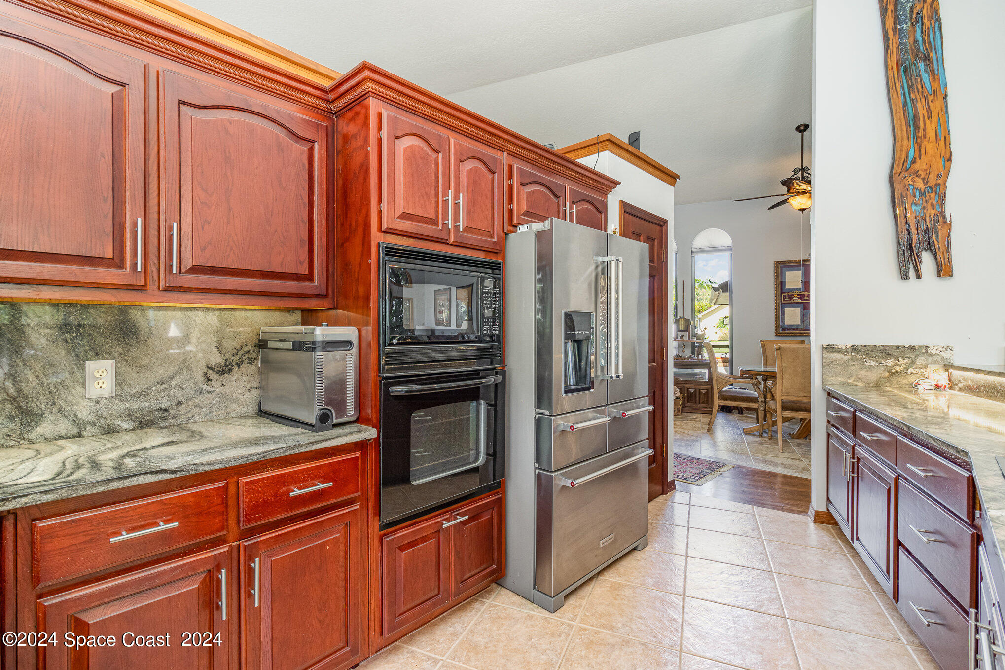 1042 Spanish Wells Drive