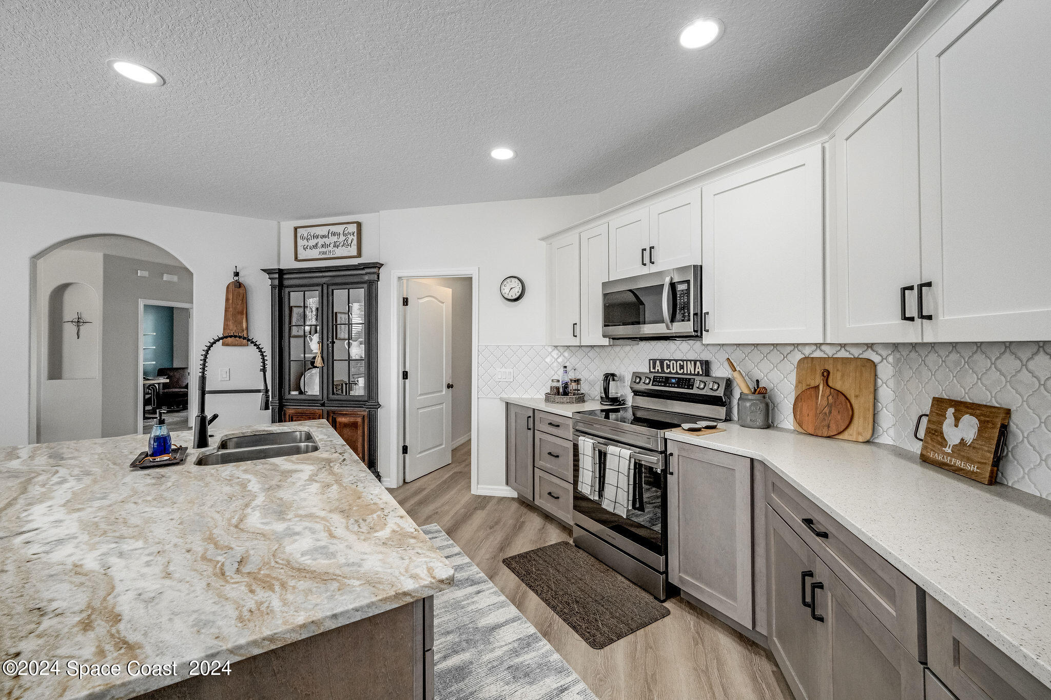 1948 Windbrook Drive