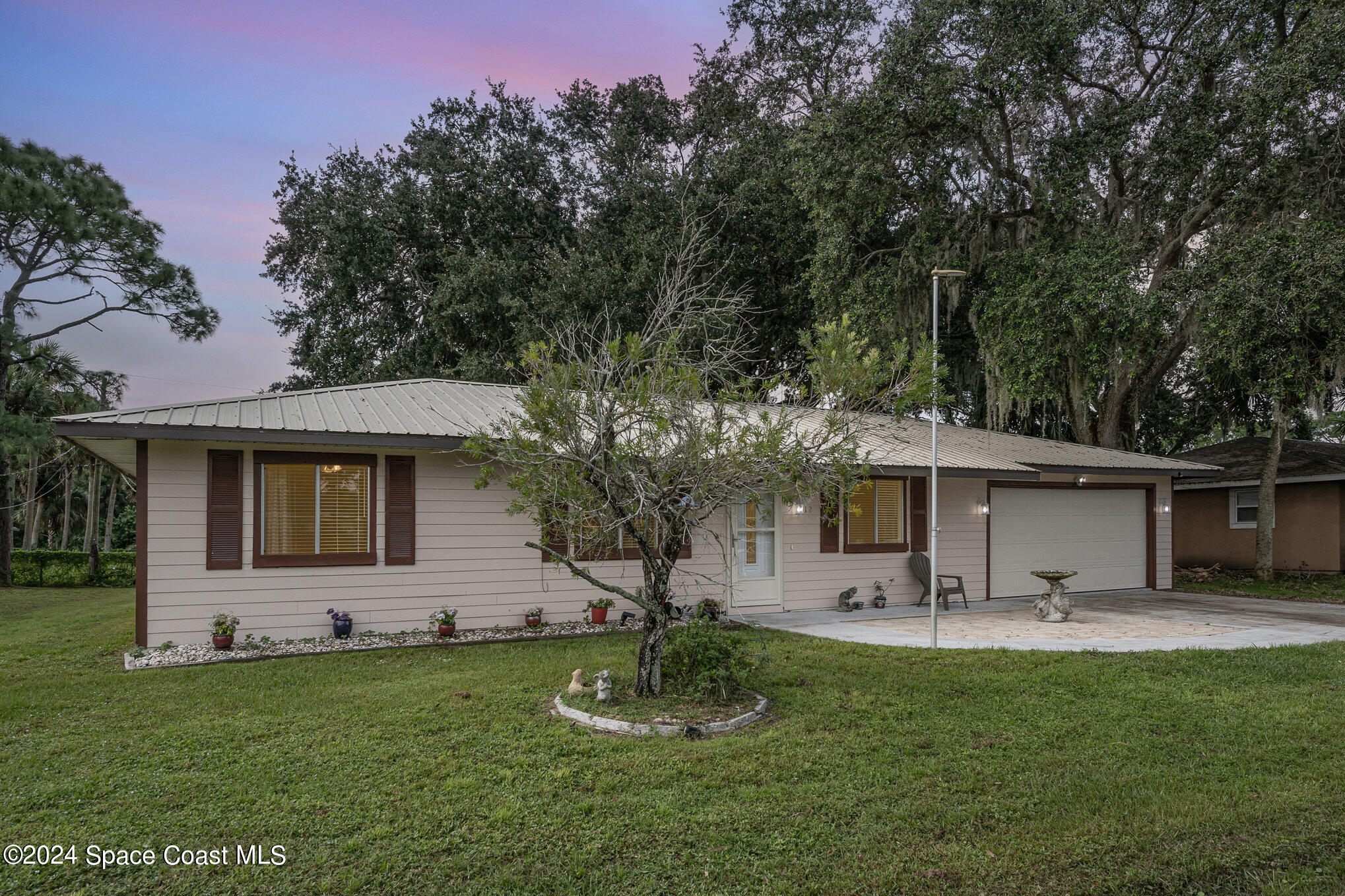 112 Americana Boulevard NW