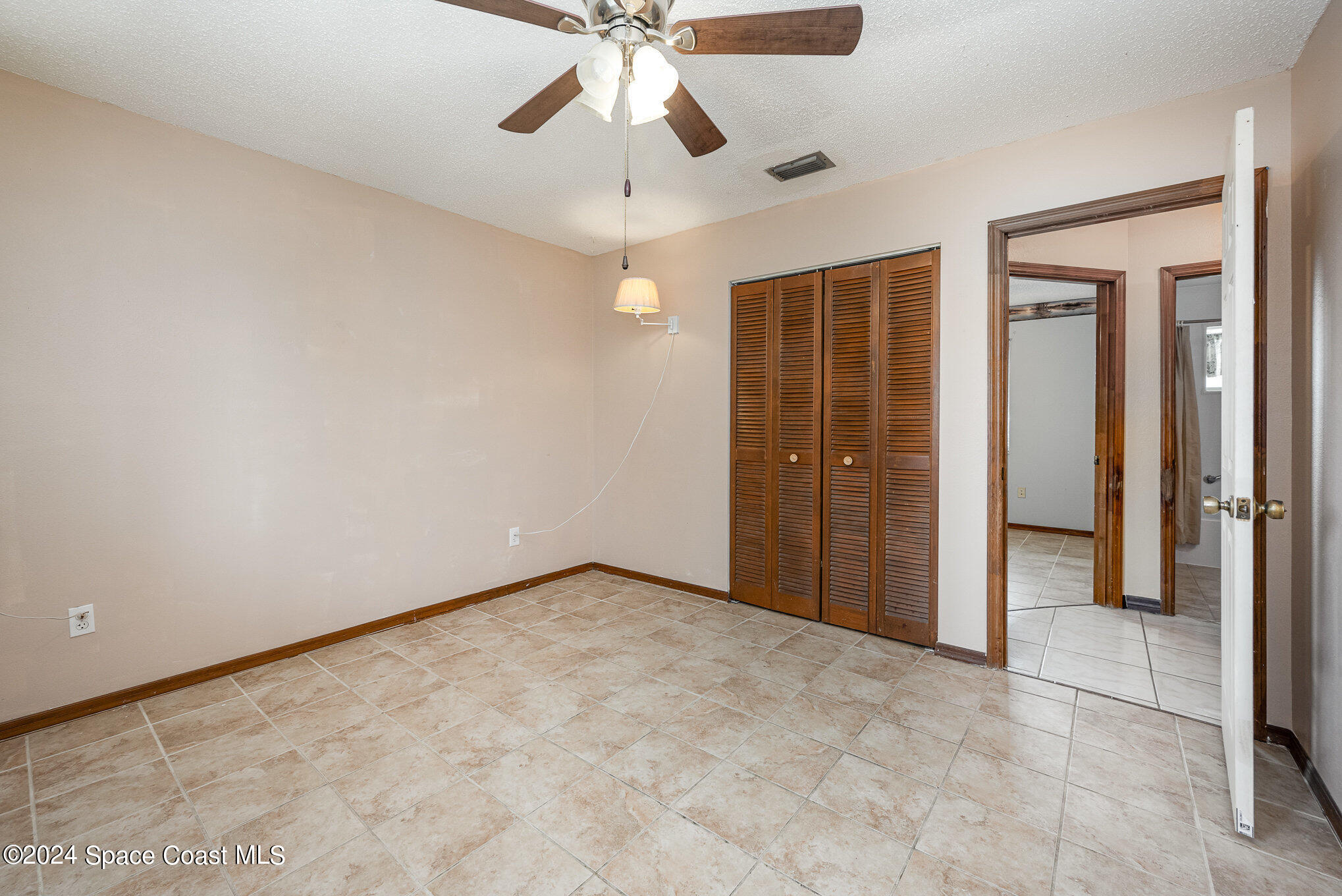 112 Americana Boulevard NW