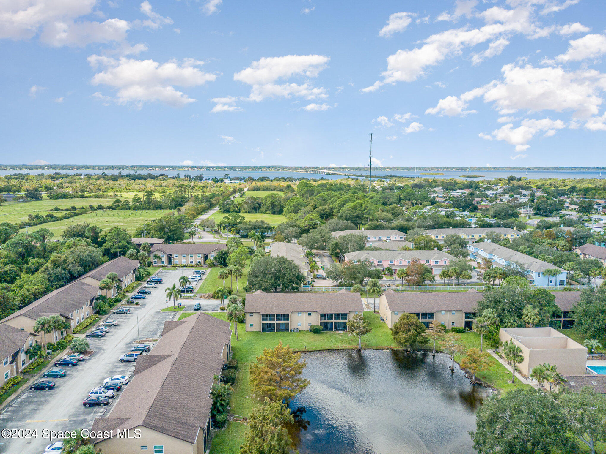 280 Spring Drive, 4
