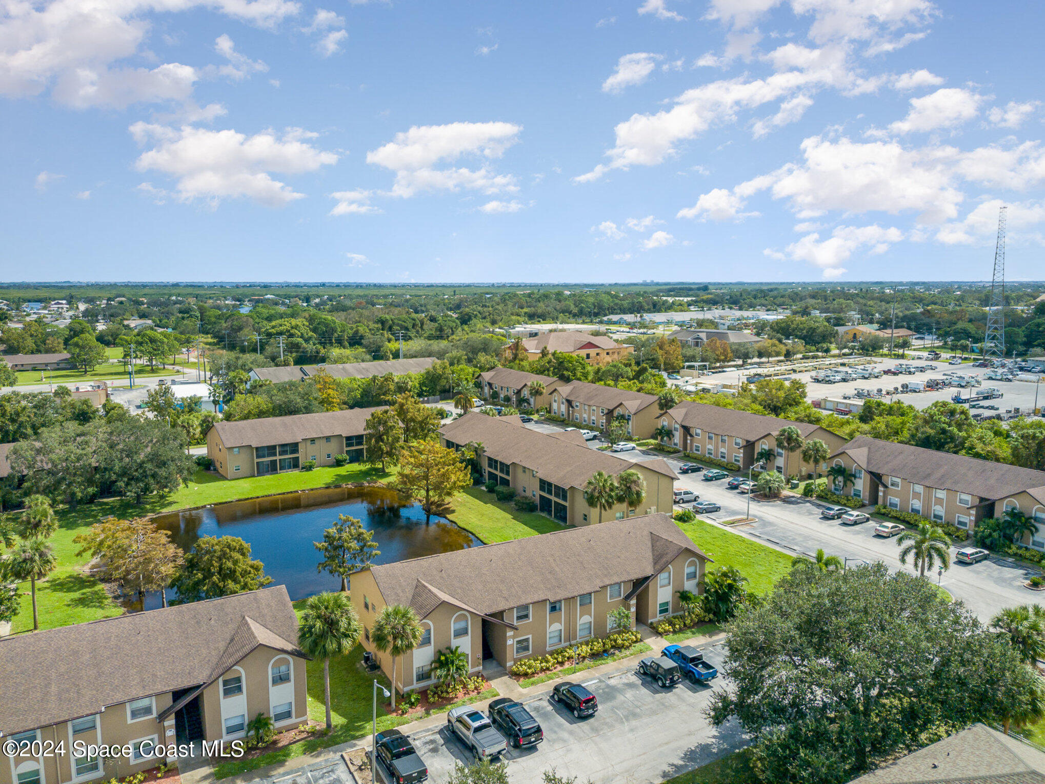 280 Spring Drive, 4