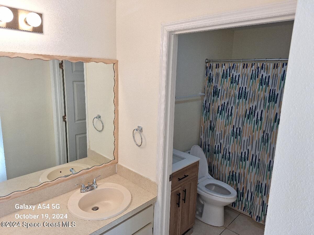 203 Olmstead Drive W, 203