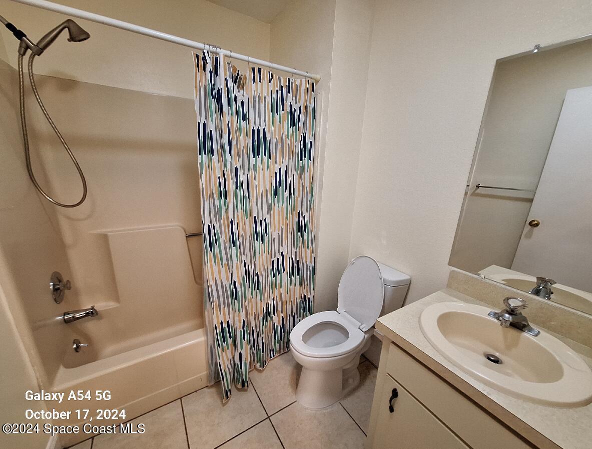 203 Olmstead Drive W, 203