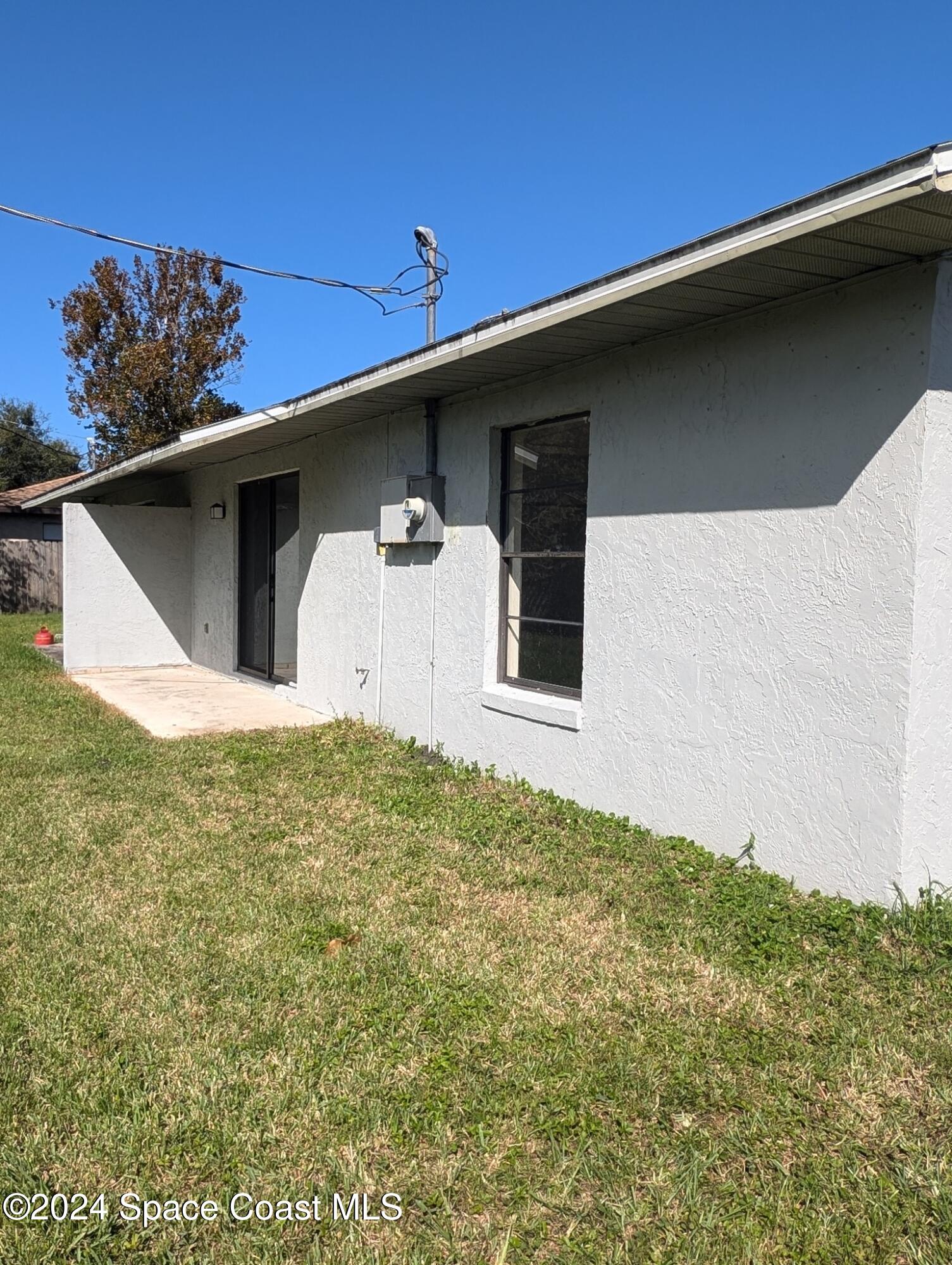 110 W Towne Place