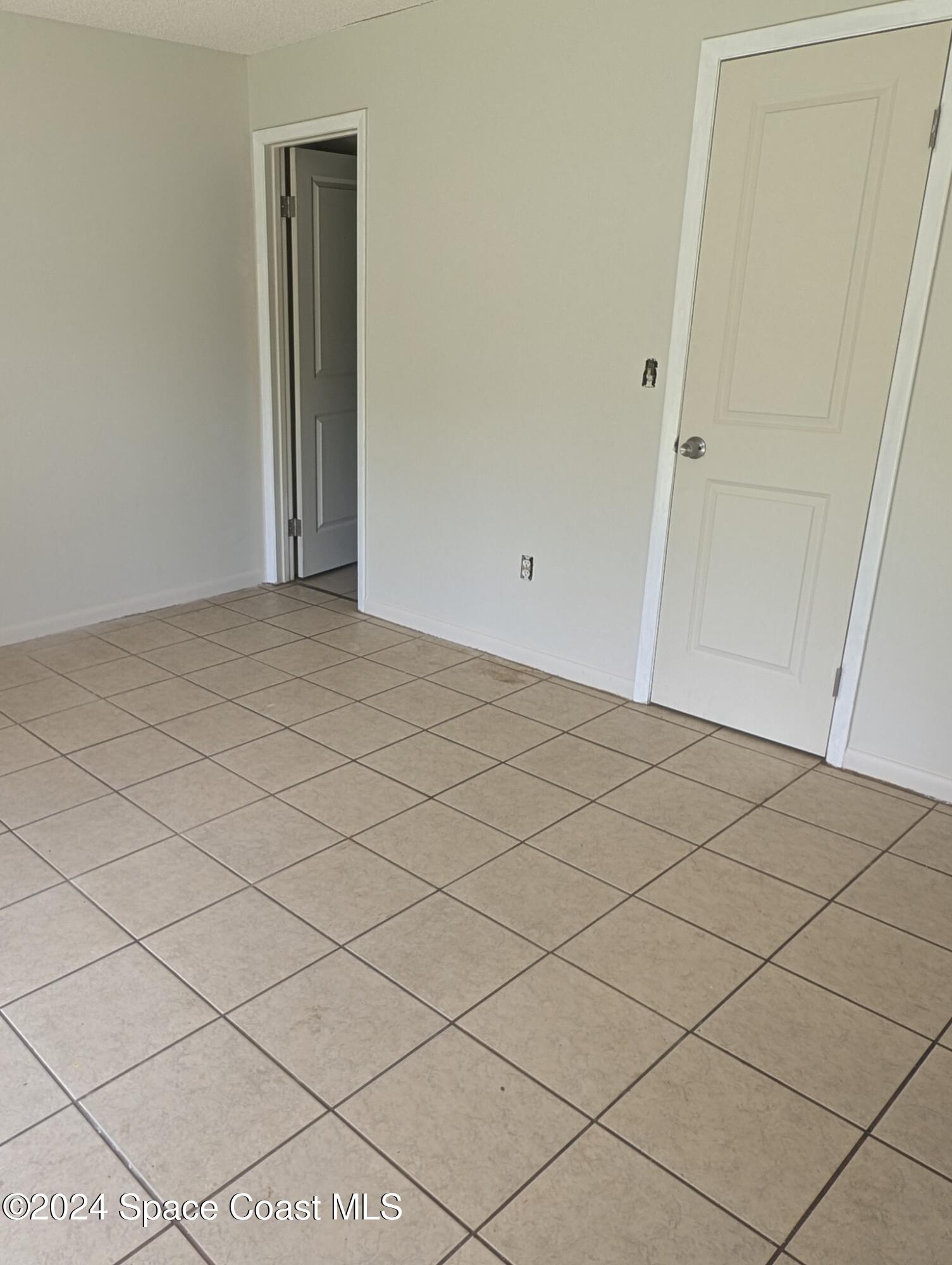 110 W Towne Place