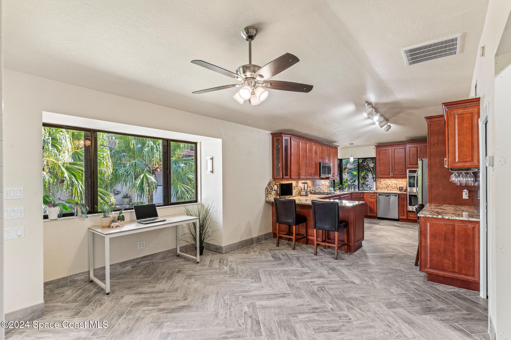 610 Parkside Place Place