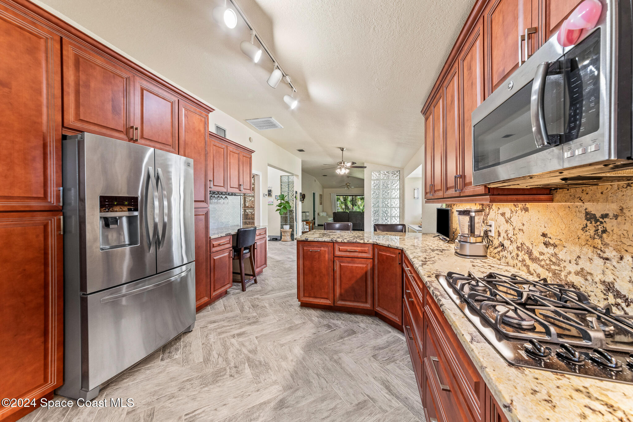 610 Parkside Place Place