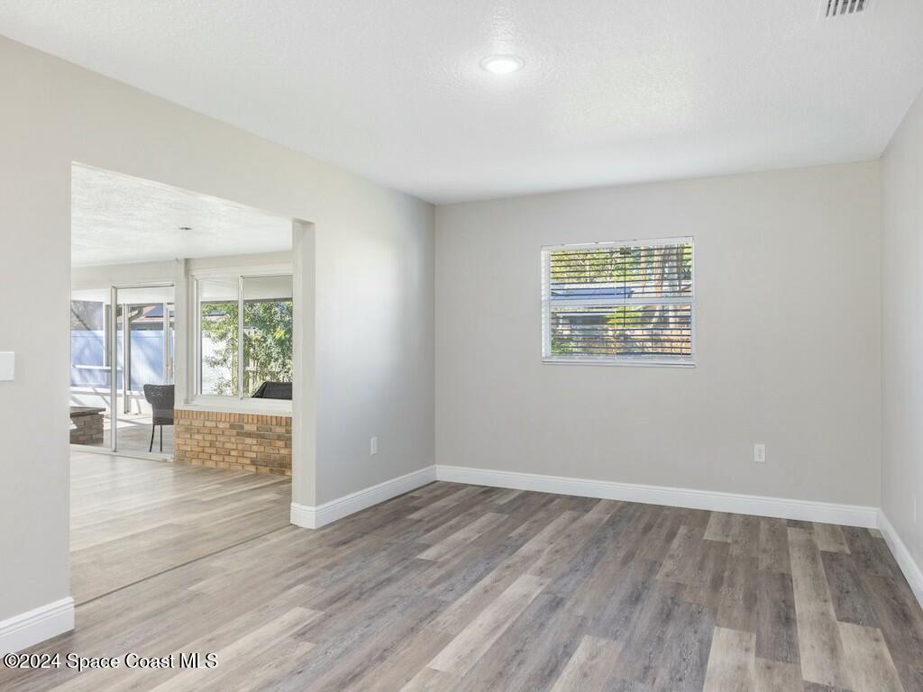 1210 Green Court SE
