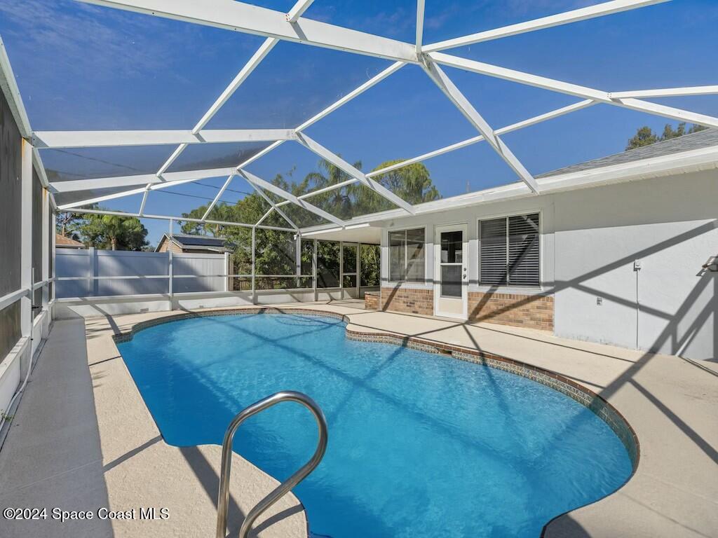 1210 Green Court SE