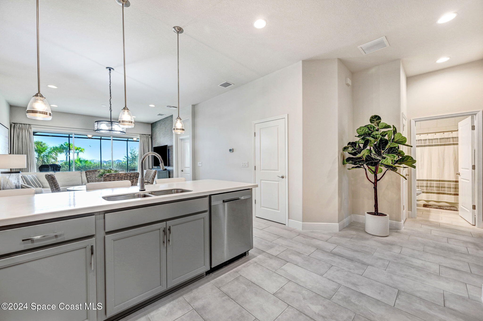 8123 Tethys Court