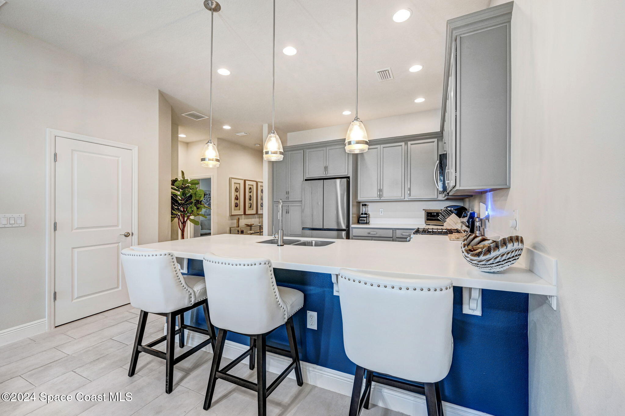 8123 Tethys Court