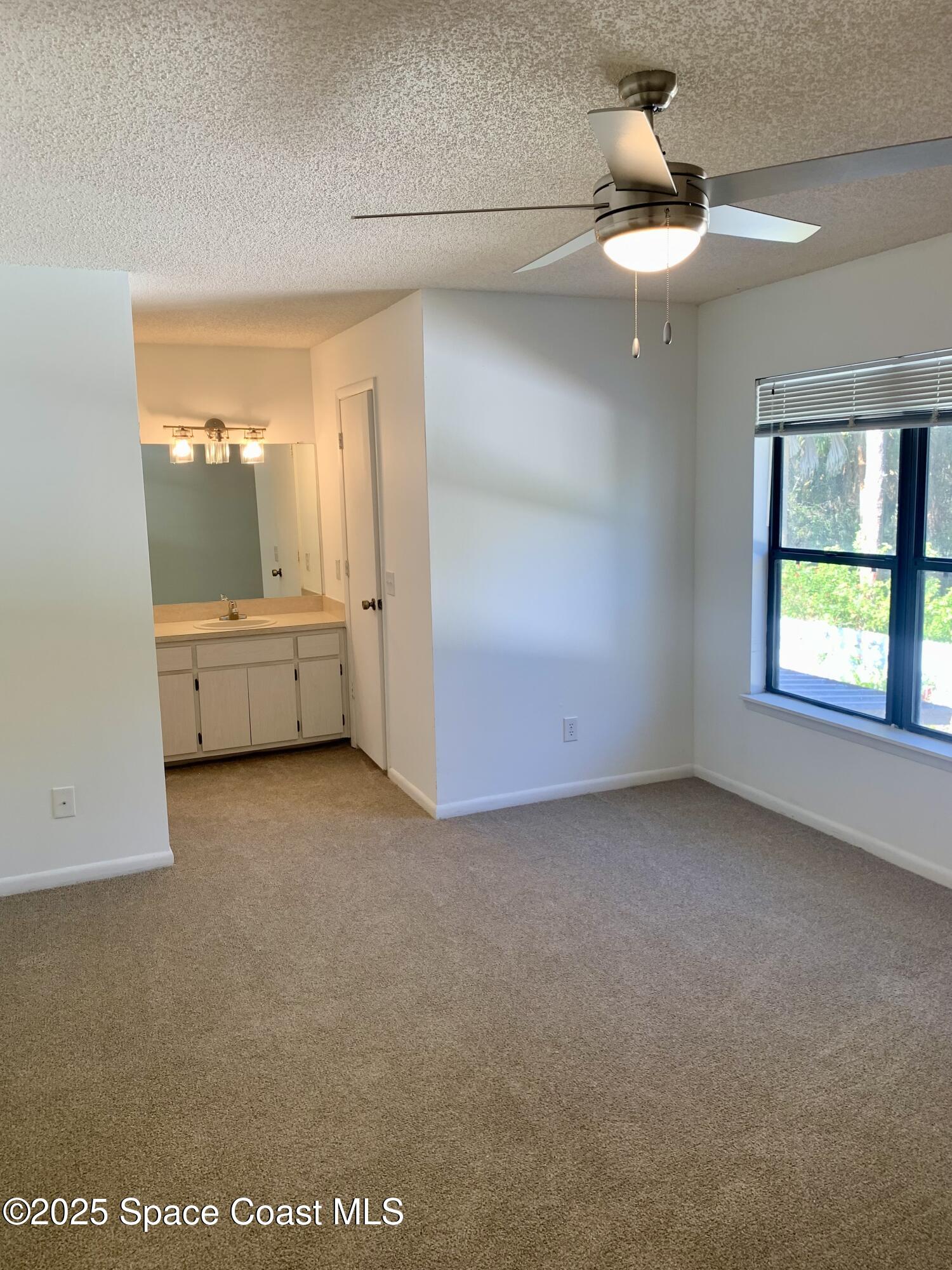 2312 Manor Drive NE