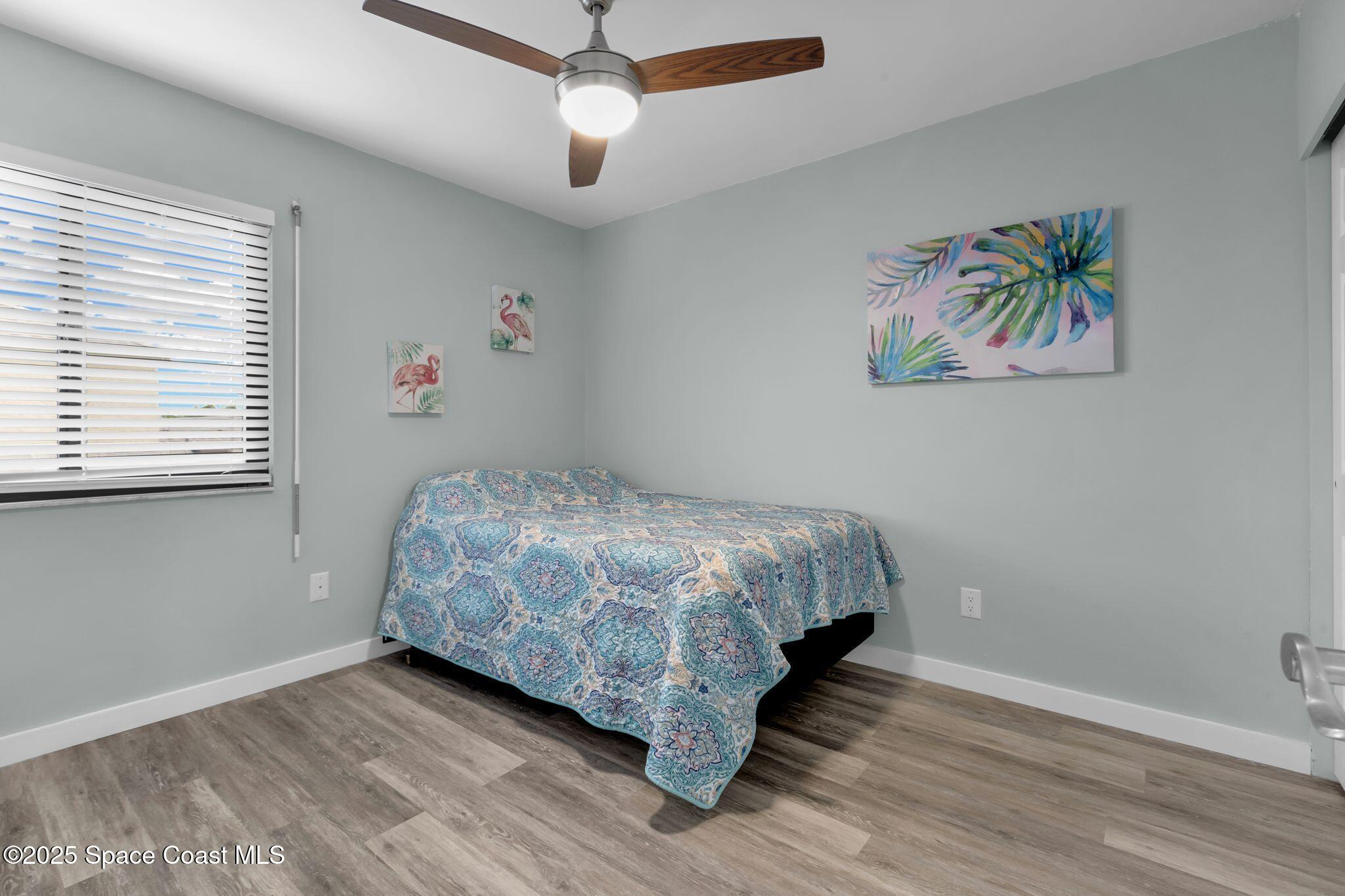 1460 Sheafe Avenue NE, 105