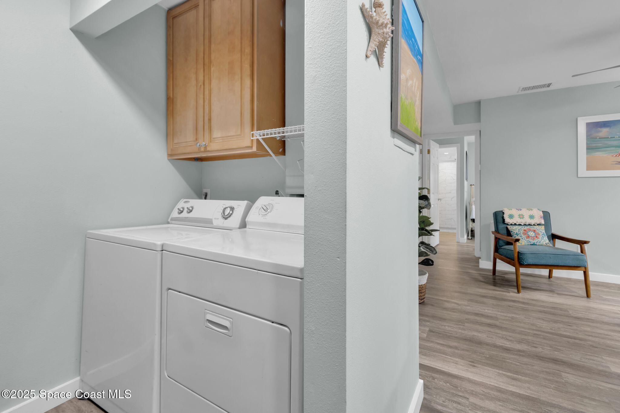 1460 Sheafe Avenue NE, 105