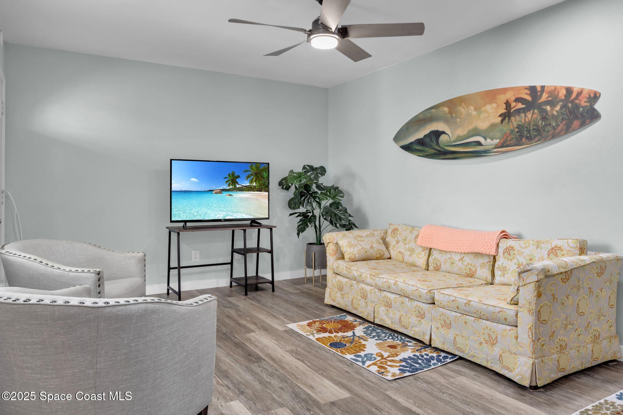 1460 Sheafe Avenue NE, 105