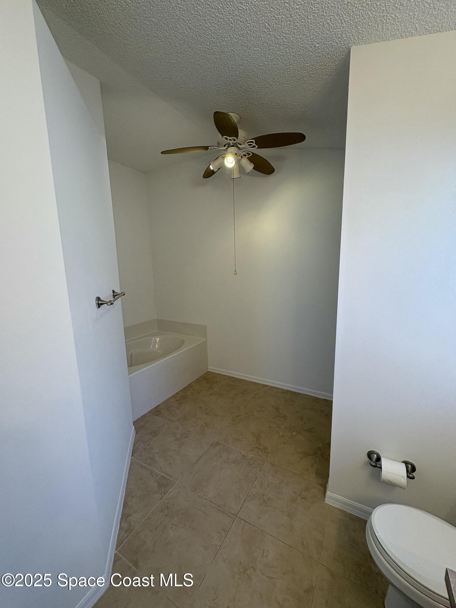 2921 Stratford Pointe Drive