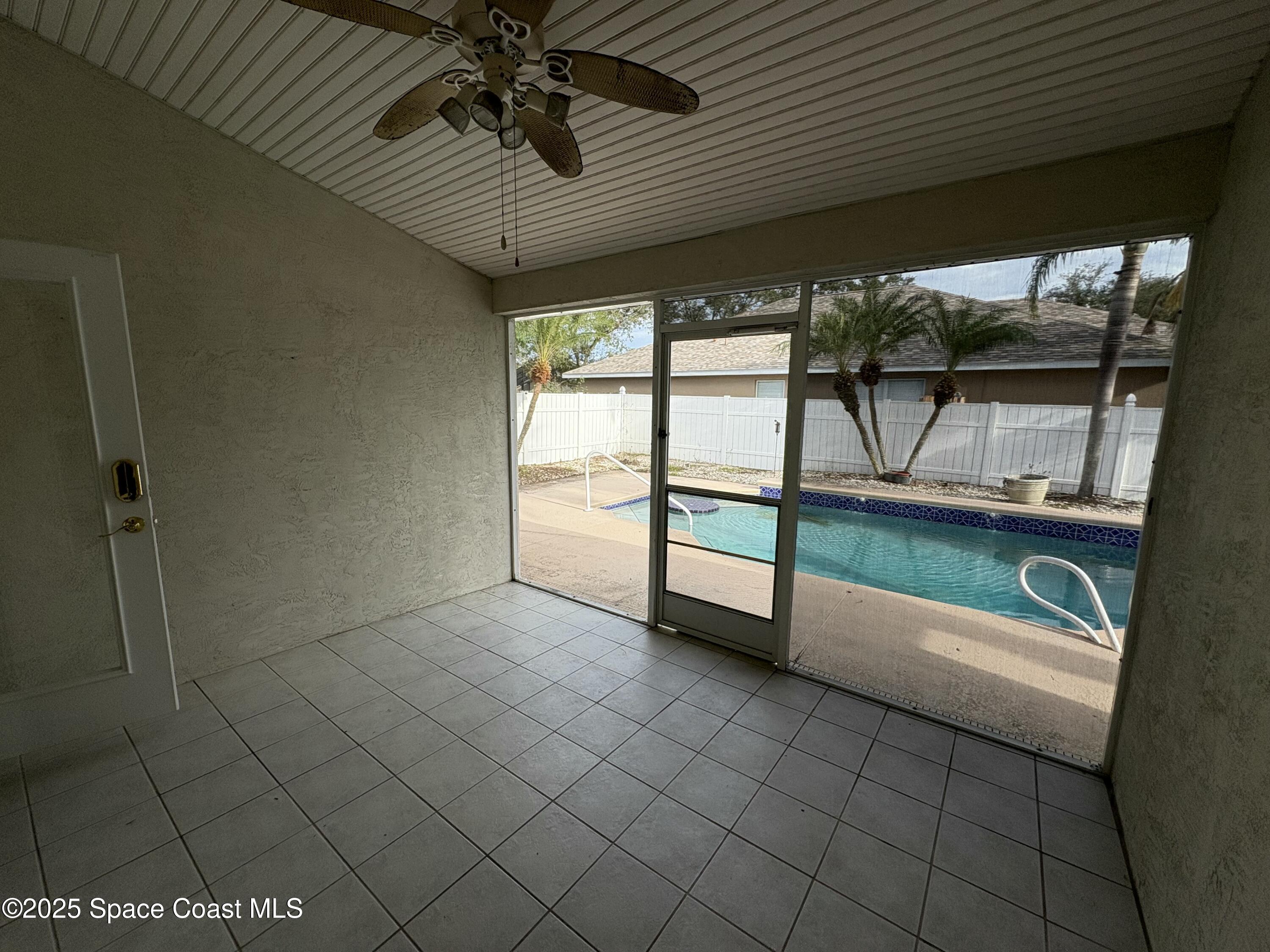 2921 Stratford Pointe Drive