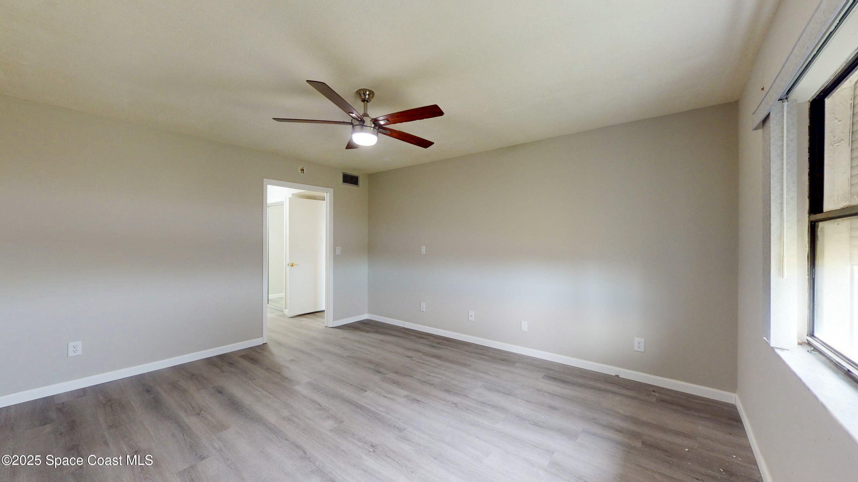 2160 N Highway A1a, 303