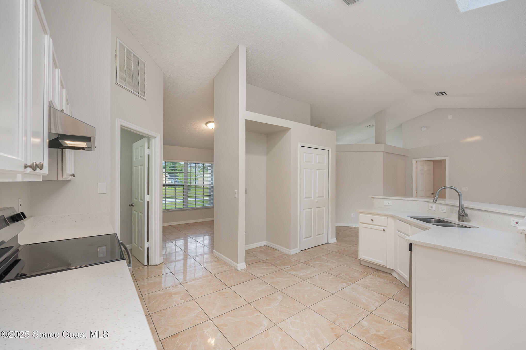 1013 Locust Avenue NW