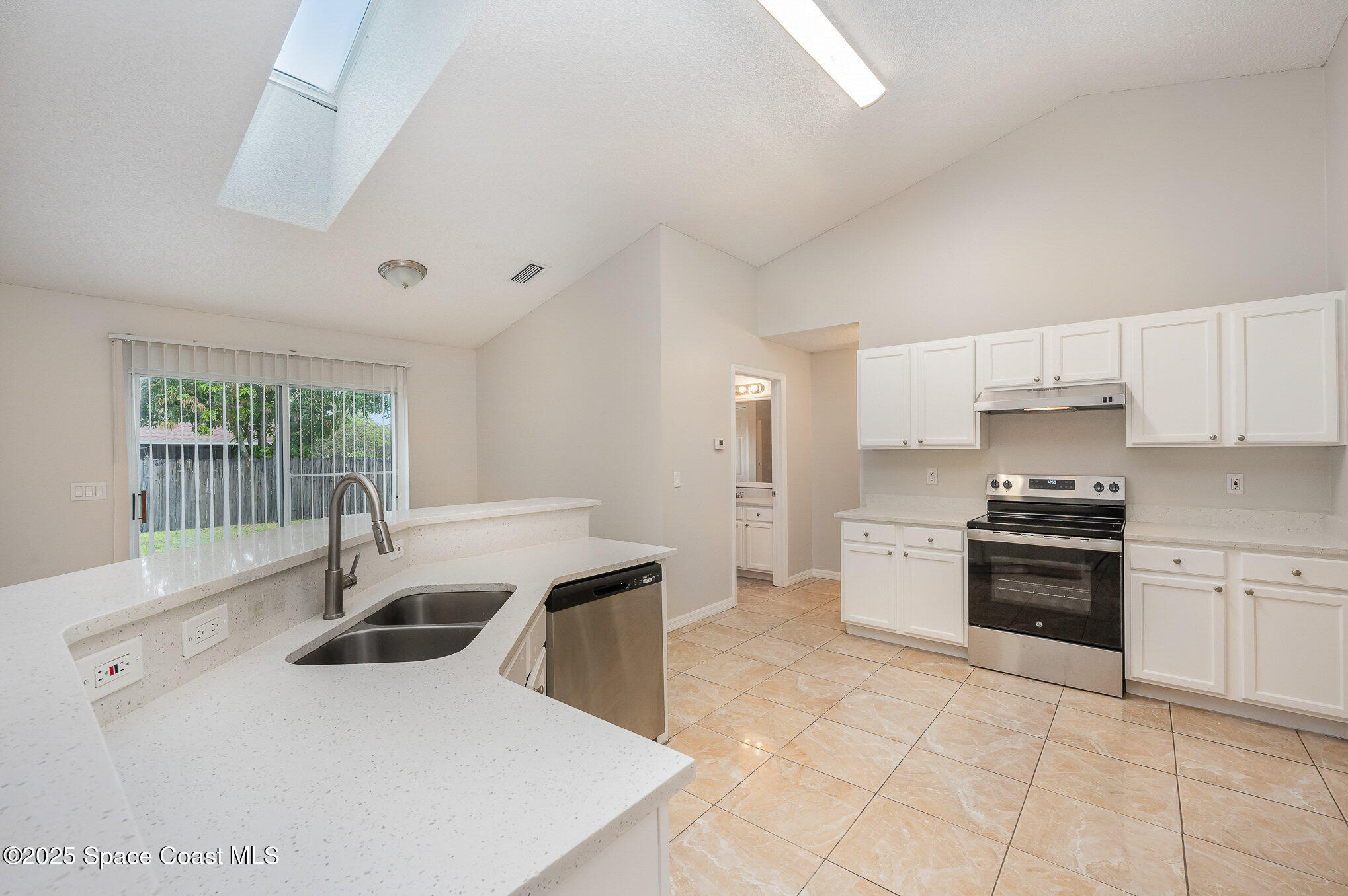 1013 Locust Avenue NW