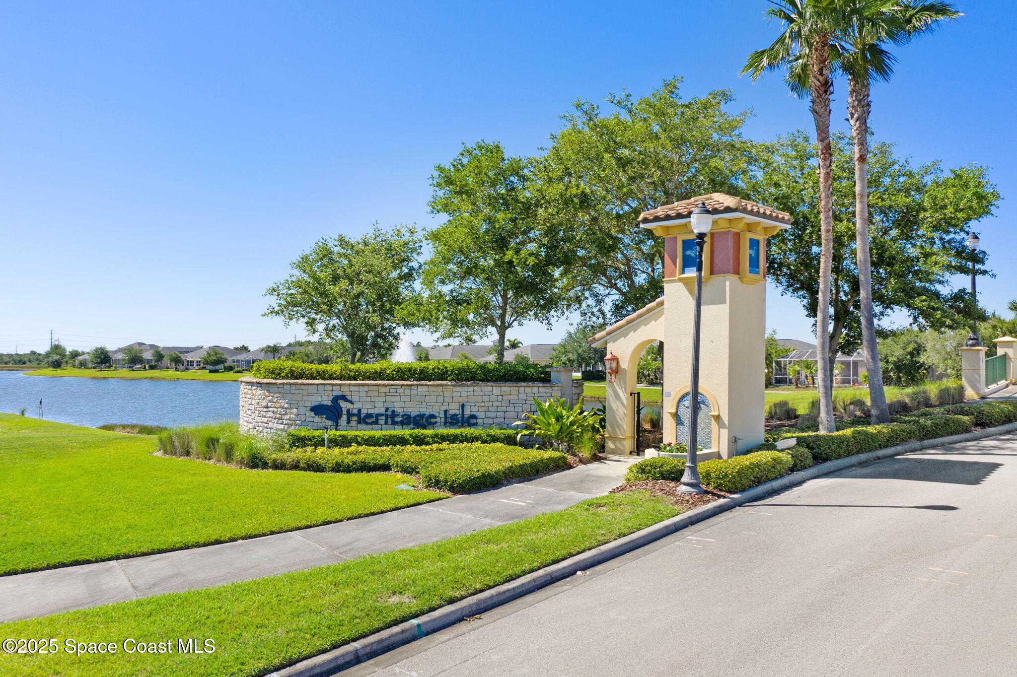 6858 Toland Drive, 305