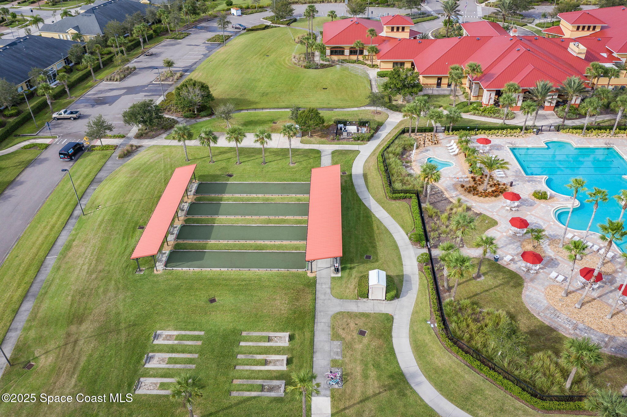 6858 Toland Drive, 305