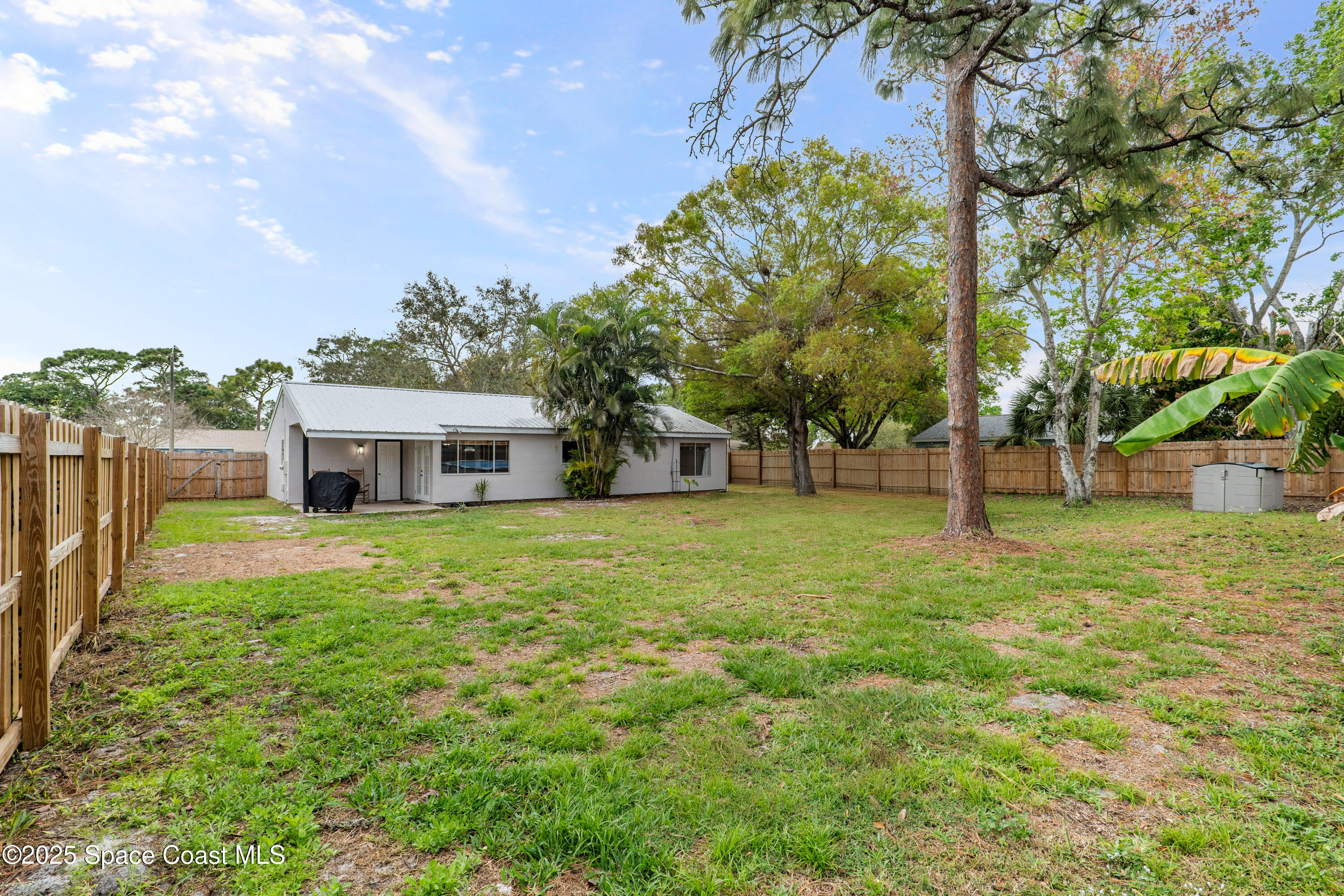 1125 Galty Circle NE