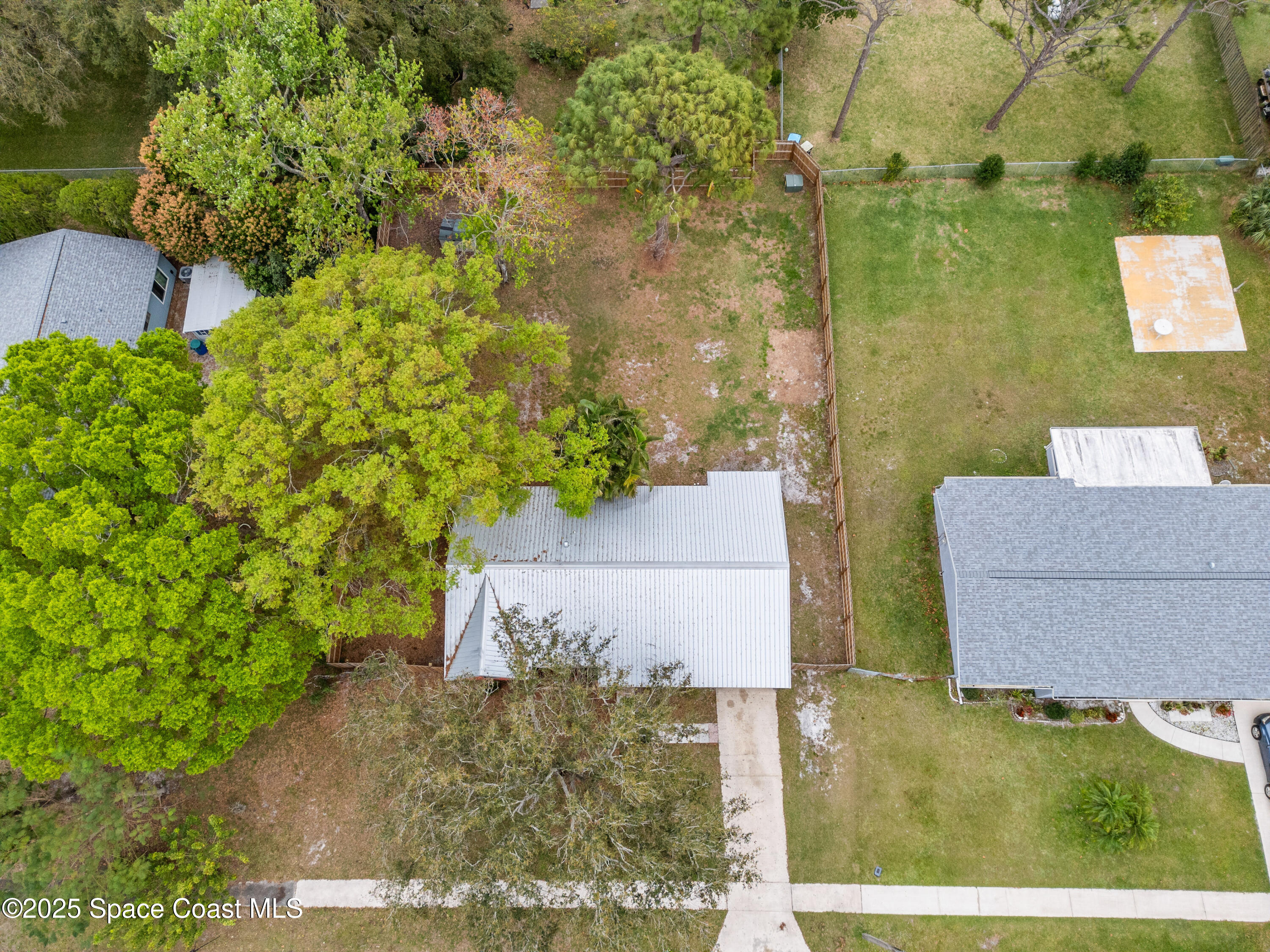1125 Galty Circle NE