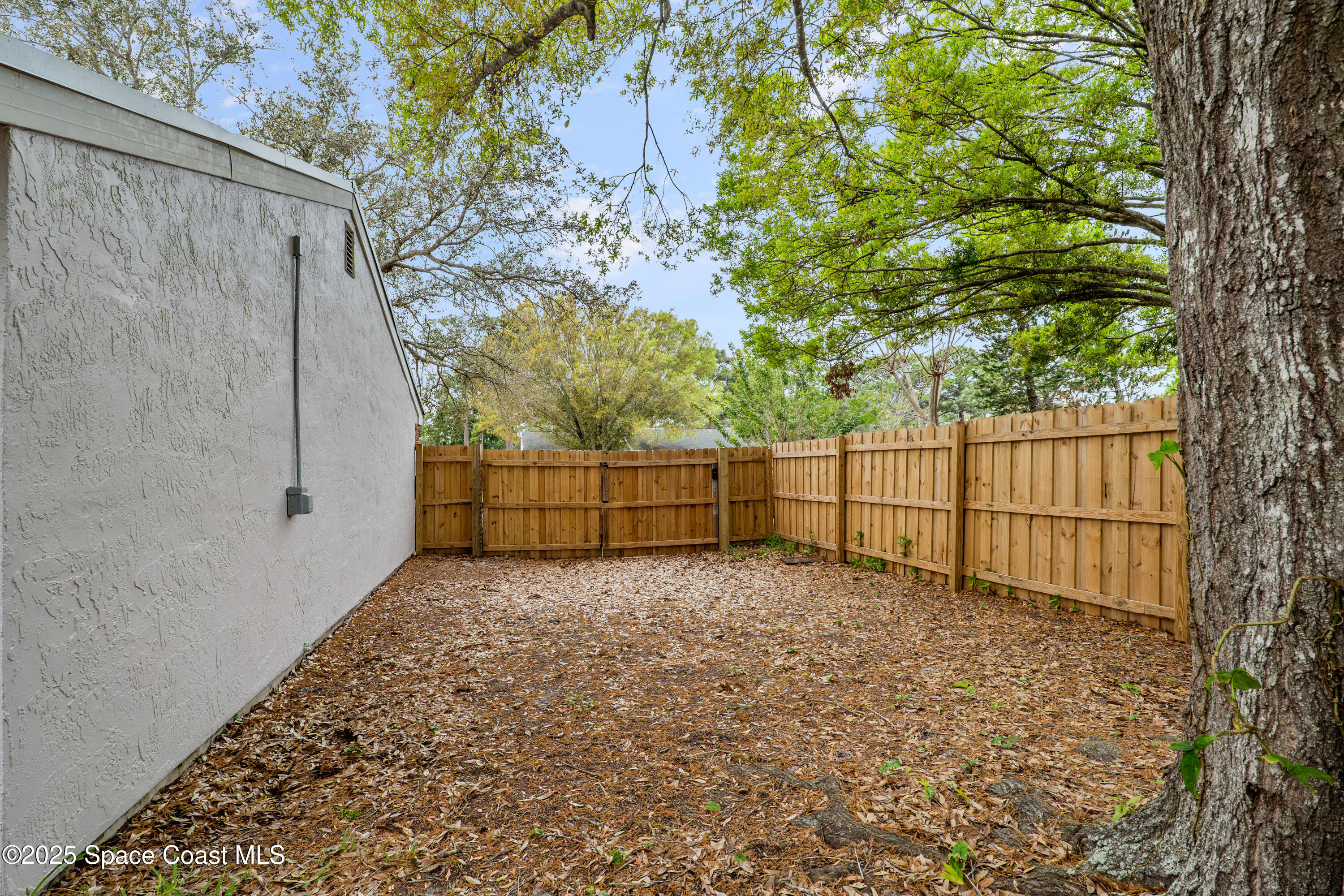 1125 Galty Circle NE