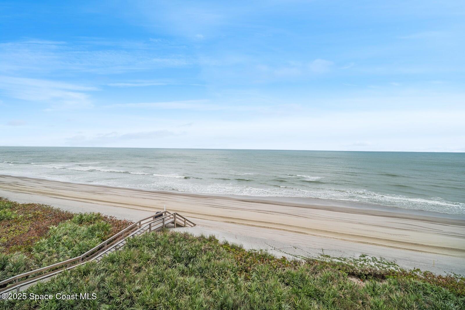 579 Highway A1A, 502