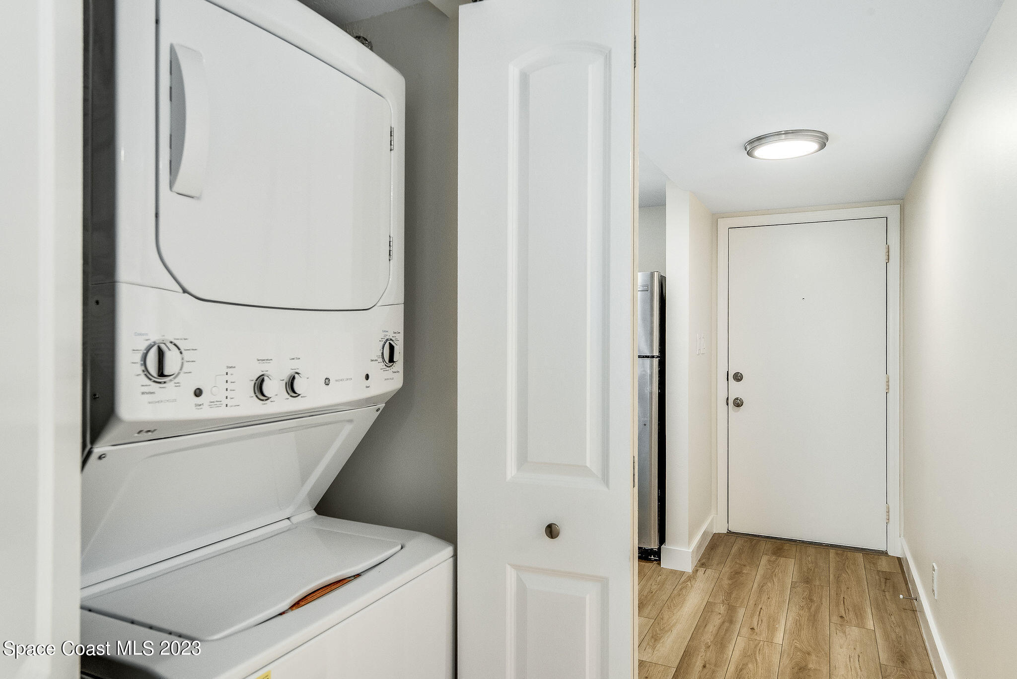 500 Palm Springs Boulevard, 807