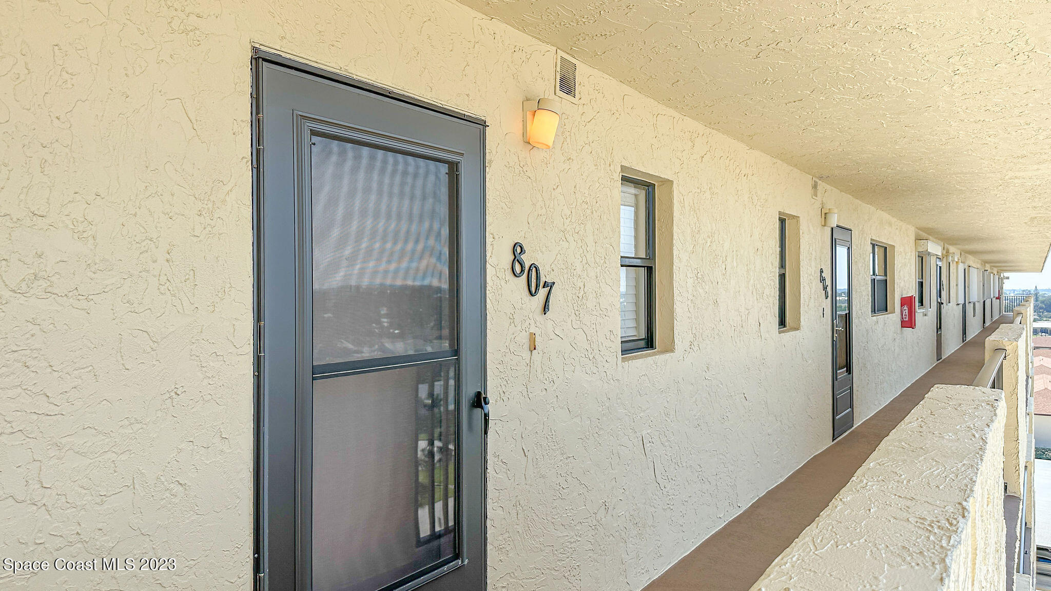 500 Palm Springs Boulevard, 807