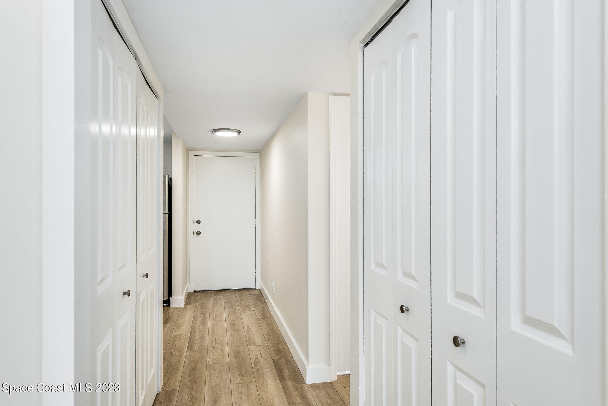500 Palm Springs Boulevard, 807