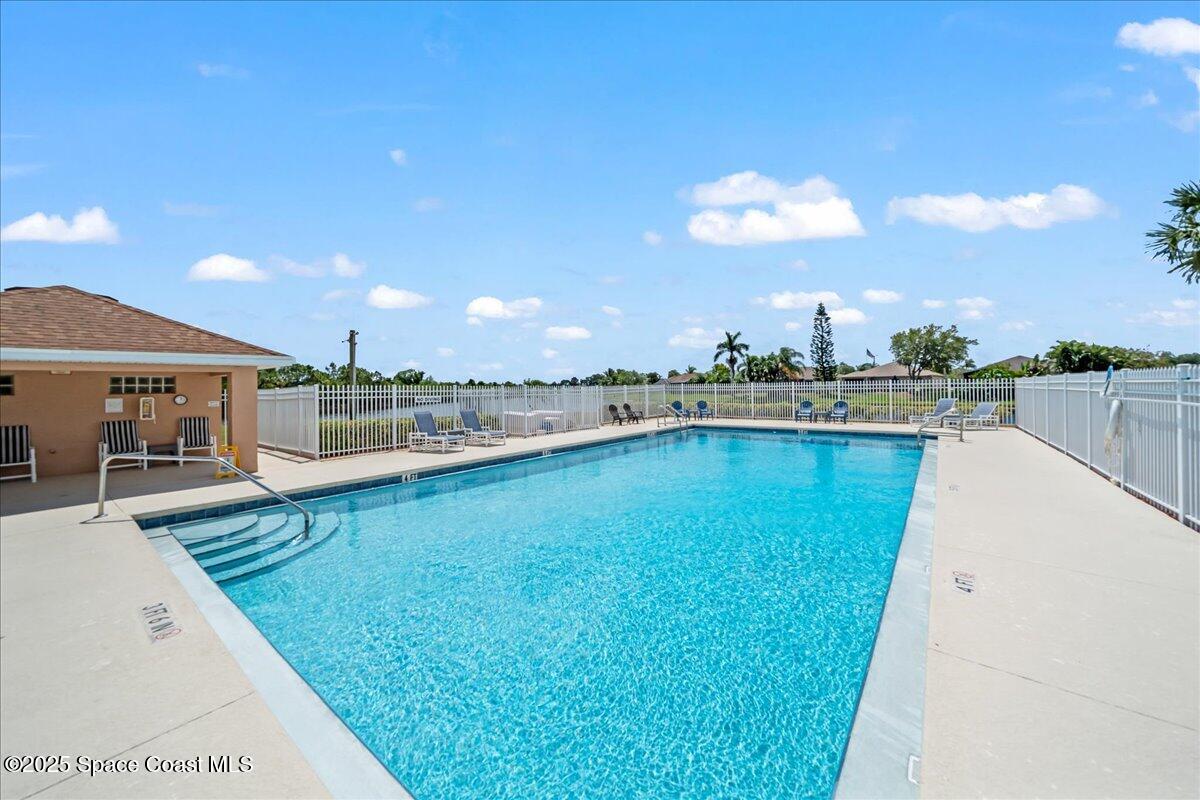 1925 Bayhill Drive