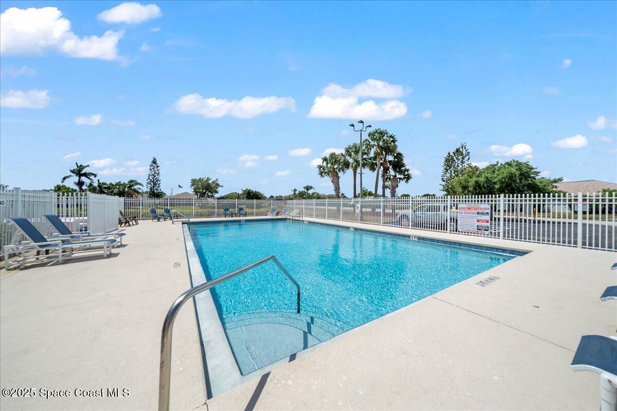 1925 Bayhill Drive