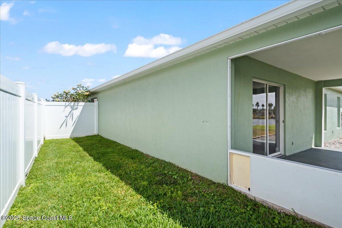 1925 Bayhill Drive