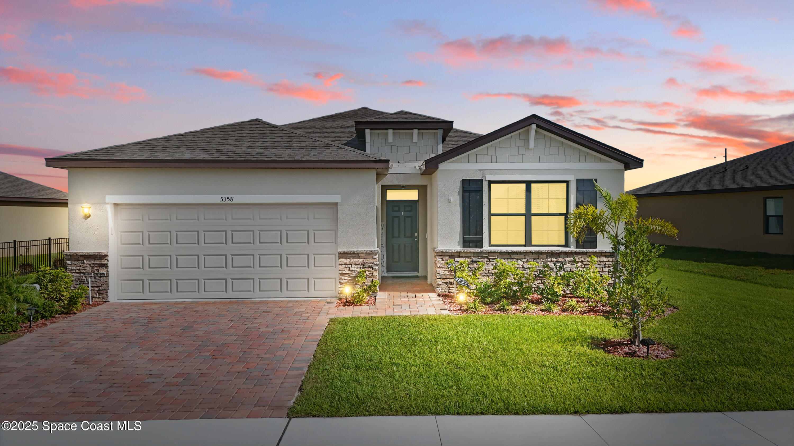 5358 Waterfall Place