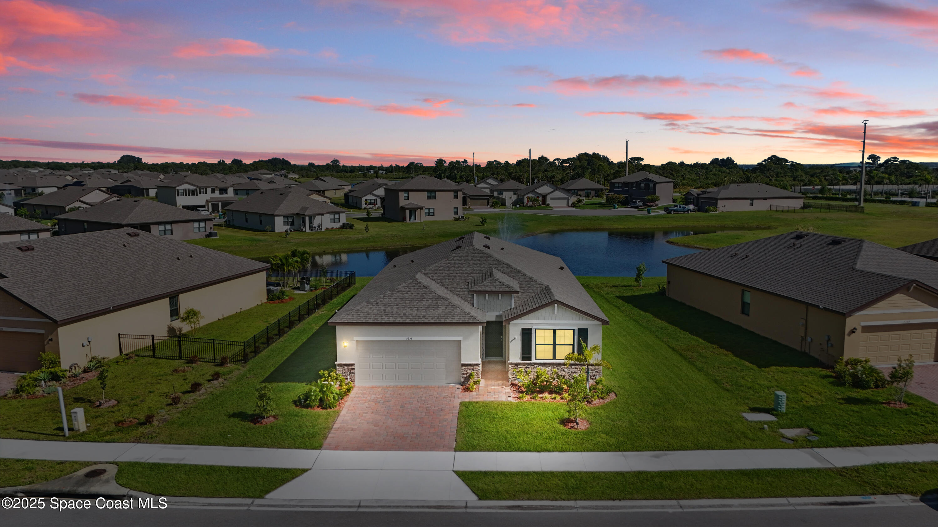 5358 Waterfall Place