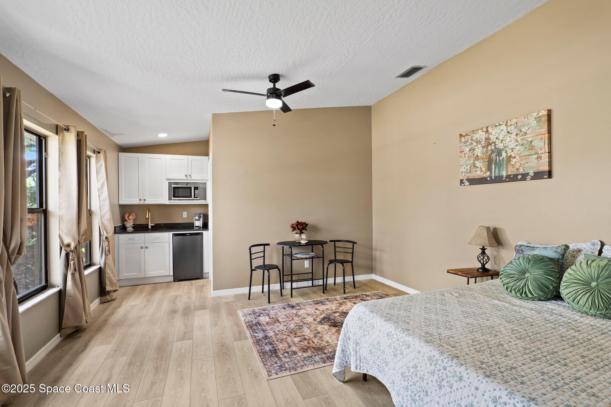 2033 Thistle Drive