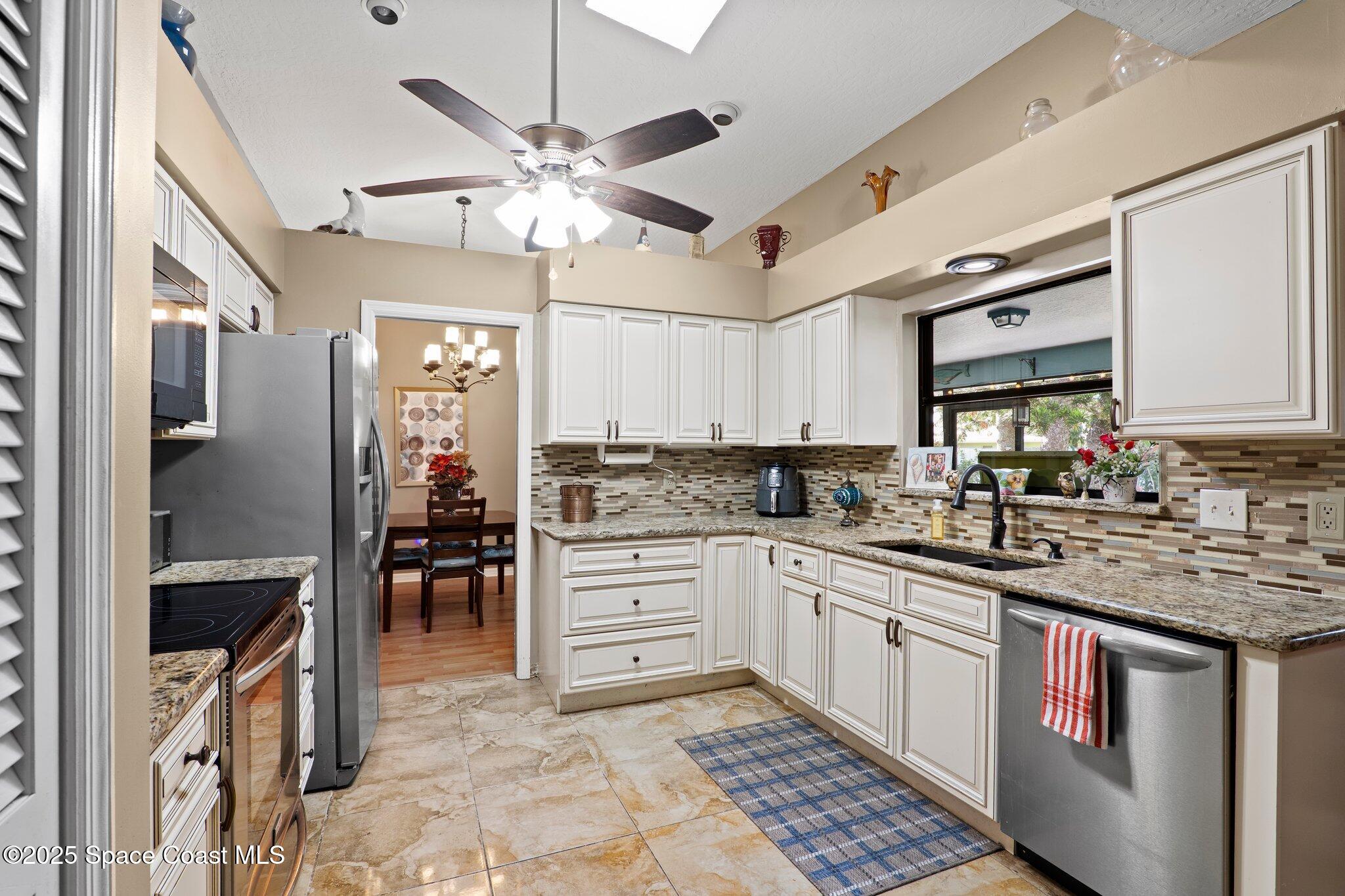 2033 Thistle Drive