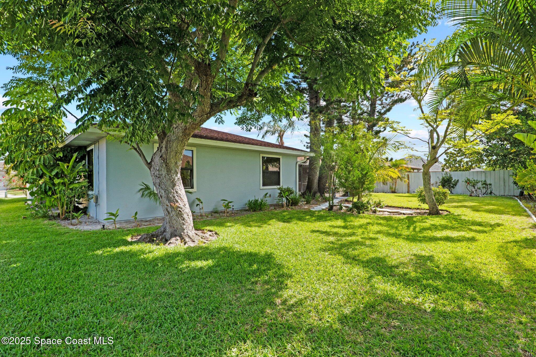 2033 Thistle Drive