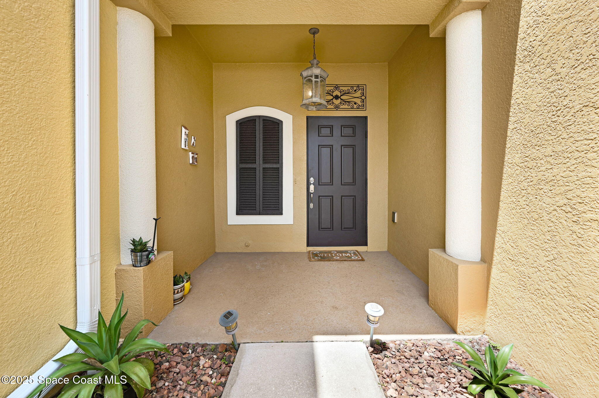 3202 Arden Circle