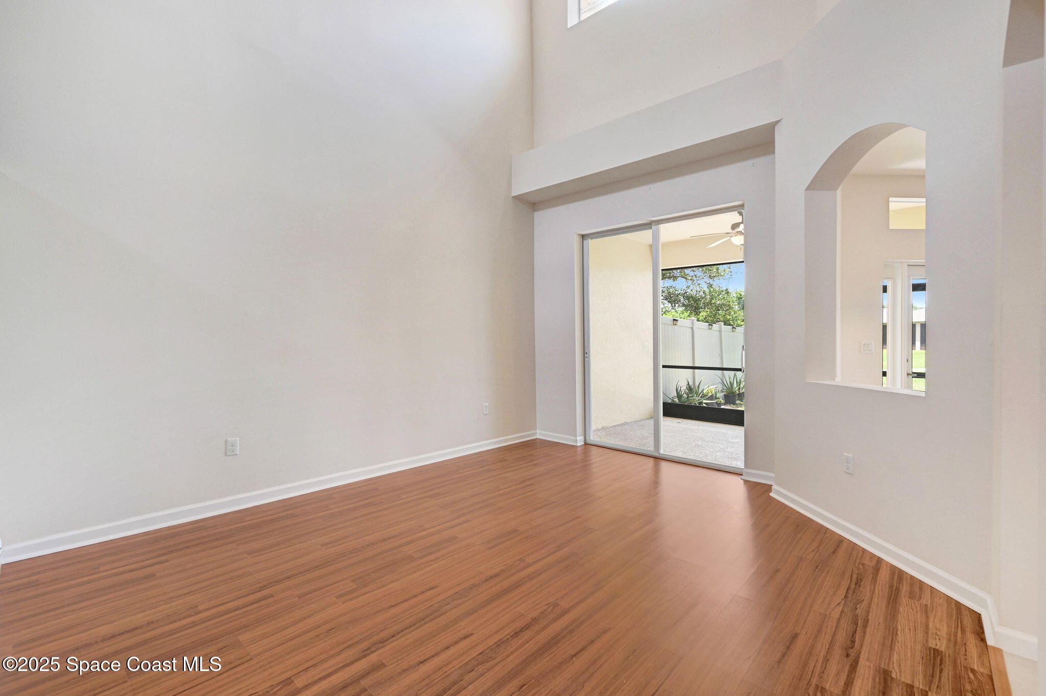 3202 Arden Circle