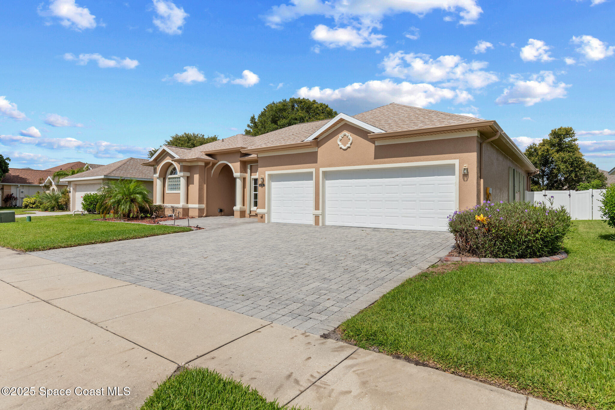 1351 Tamango Drive
