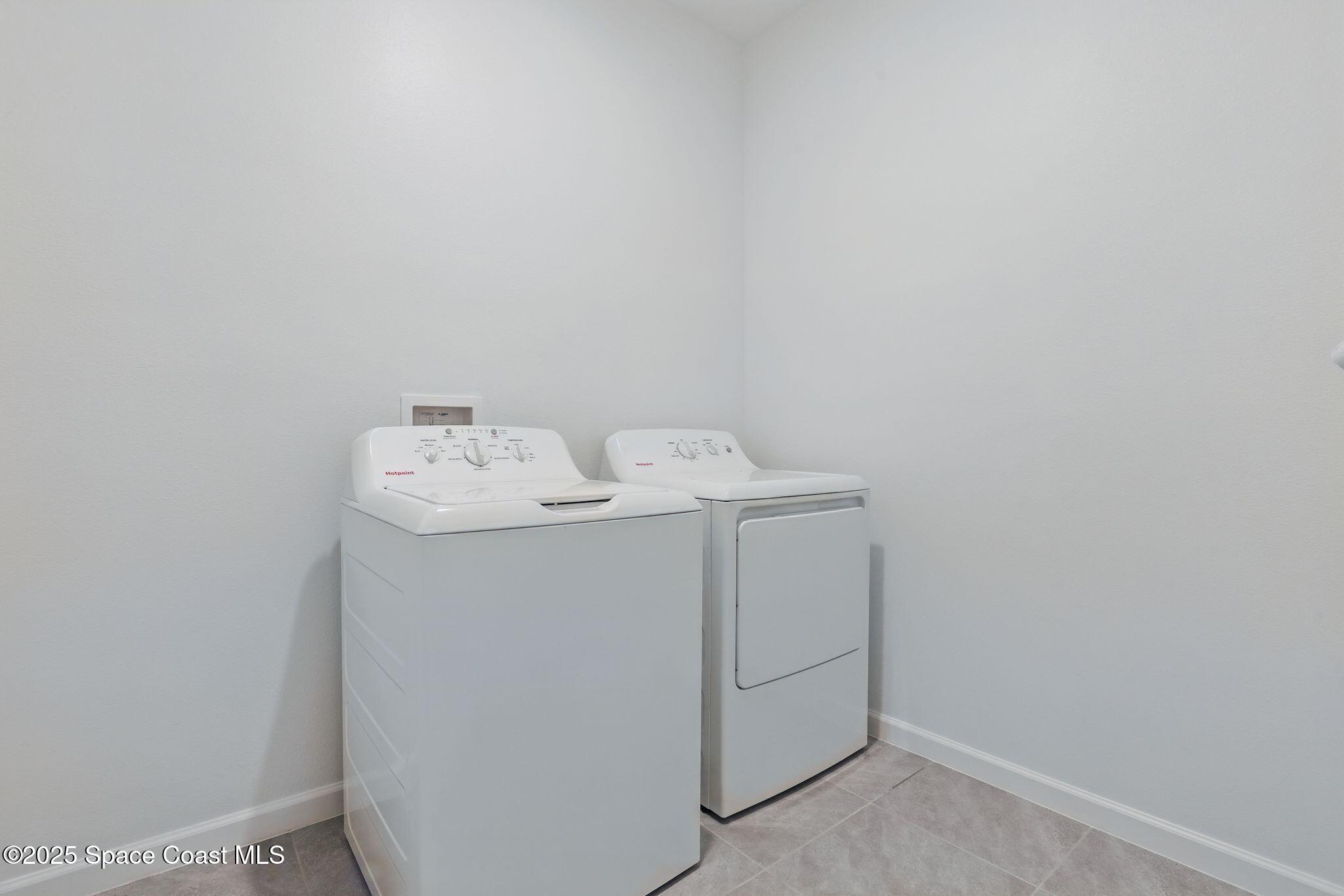5358 Waterfall Place