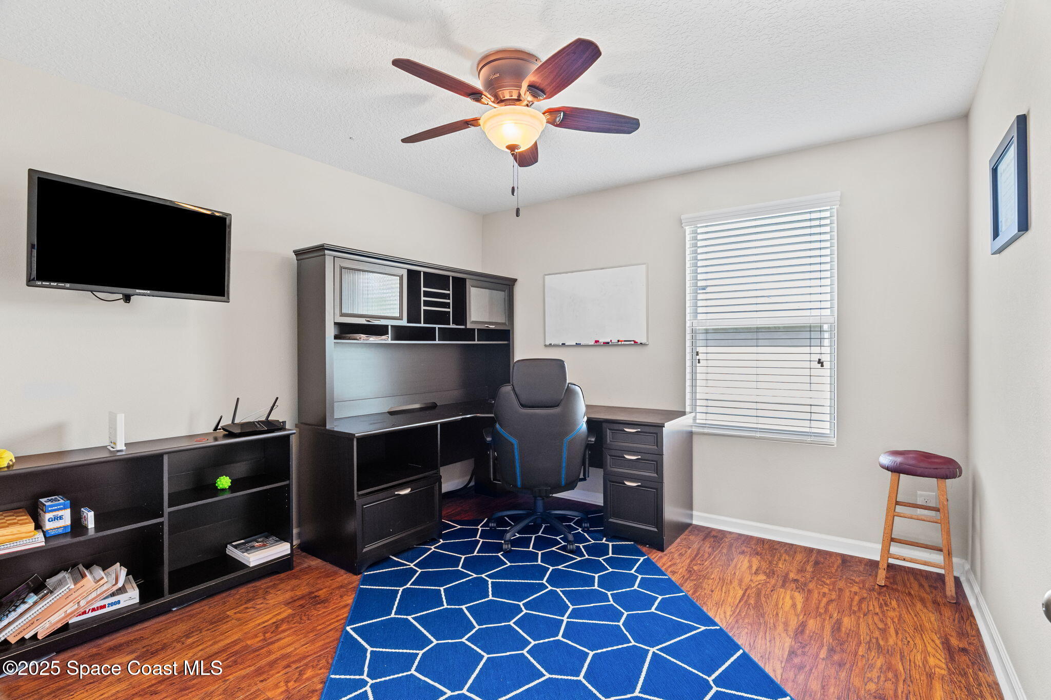 2710 Revolution Street, 104