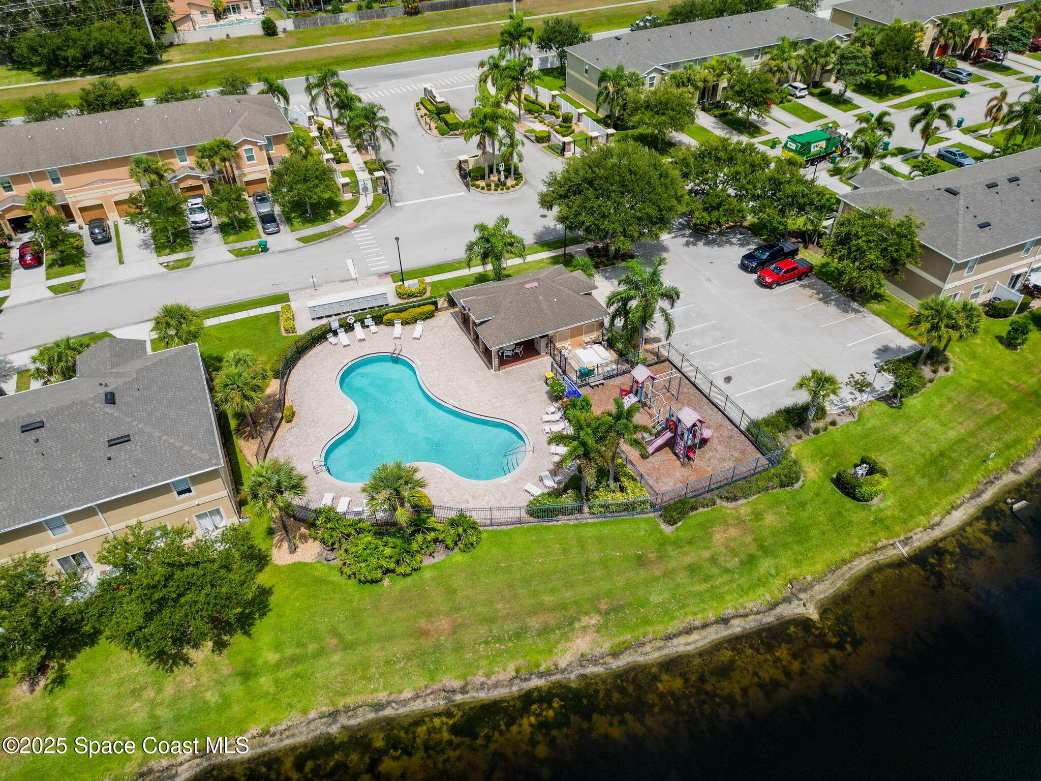 2710 Revolution Street, 104